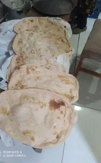 کافه صبحانه نهار شام .با انواع غذاها قیمت مناسب