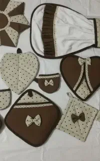 خانم شهری دوخت سرویس نوزادوسرویس آشپزخانه