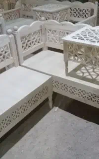 ساخت انواع تخت سنتی ها ومیزوصندلی های سنتی