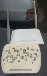 دوعدد مودم ADSL خانگی تی‌ پی لینک دلینک