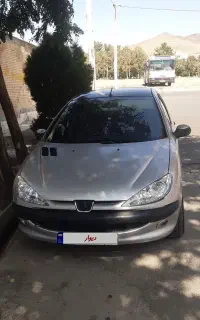 ۲۰۶ مدل ۸۲ تمیز و اسپرت