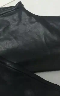 شلوار لگ چرم