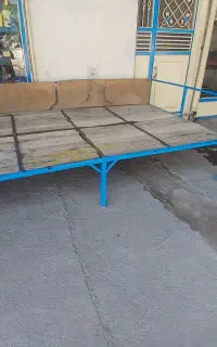 تخت سنتی فلزی