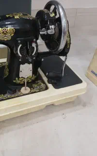 چرخ خیاطی  کاملا نو