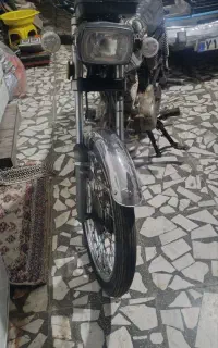 موتور ۱۲۵ تقویت کامل ۲۰۰ مدارک داره