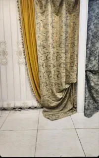 دوخت و نصب انواع پرده با قیمت مناسب تضمینی .