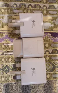 سه عدد آداپتور سامسونگ سالم