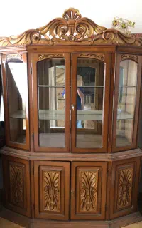 بوفه دو تیکه چوب گردو سالم