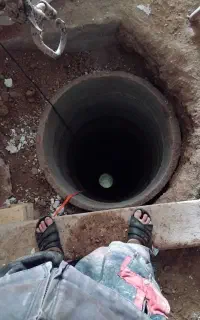 چاه کن آب و فاضلاب