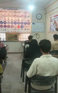 آموزشگاه رانندگی تندرو