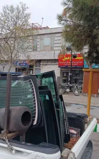 شیشه اتومبیل نصب درب محل تعمیرات اینه وبالابر