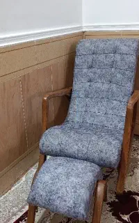 صندلی راکی و همراه پا چهارپایه