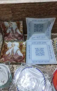 تعدادی ظرف
