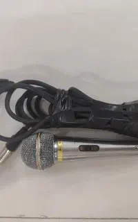 میکروفون داینامیک و کابل کنان