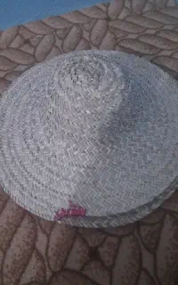 کلاه حصیری