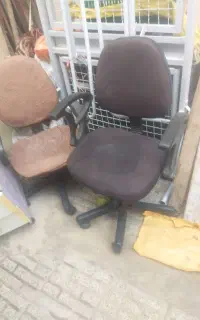 دوعددصندلی