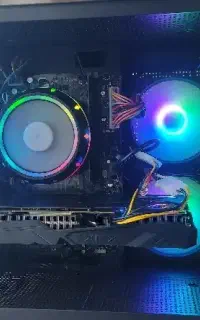 کیس گیمینگ کامپیوتر با 8 گیگ گرافیک