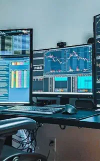 آموزش حضوری ترید بازارای مالی
