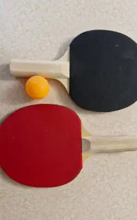 یک جفت راکت تنیس
