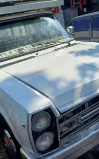 نیسان مدل ۸۳