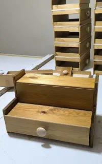 تولید استند چوبی