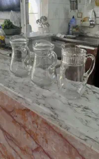 سه عدد تنگ شیشه ای قدیمی