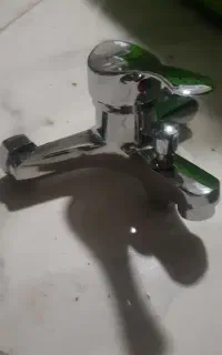 شیر حمام