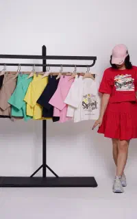 ست کراپ به همراه دامن زنانه فقط ۹۹۰ تومن