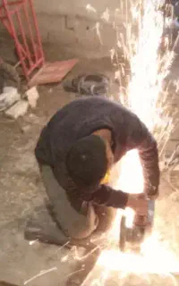 اهنکشی ریل و درب آسانسور