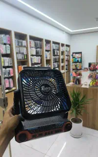 چراغ اضطراری چراغ قوه رادیو چراغ شارژی
