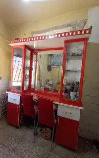 ویترین ارایشگاه