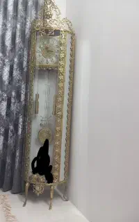 ساعت برنز ایستاده