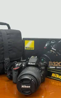دوربین Nikon D3200 + لنز kit 18-55 mm+ کیف Lowepro