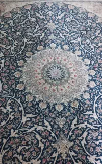 یک عدد فرش ایل گلی تبریز