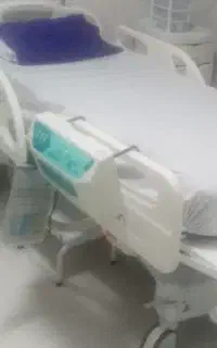 همراه بیمار نظافت ساختمان