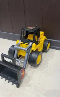 ماشین اسباب بازی لودر
