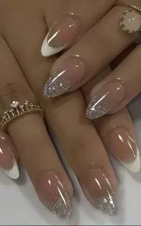 خدمات تخصصی کاشت ناخن