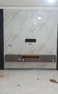 آینه  و تی وی وال