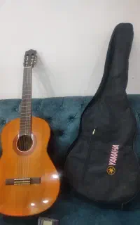 گیتار مدل c70