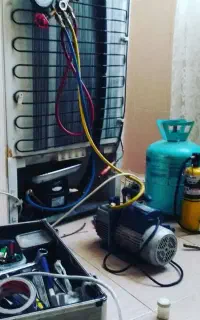 شارژ گاز و تعمیر یخچال و کولر گازی و ابی ، سیار