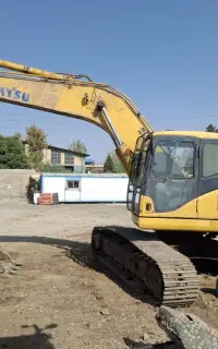 اجاره بیل مکانیکی ۲۲۰