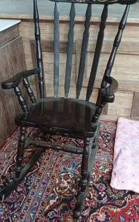 صندلی مادربزرگ