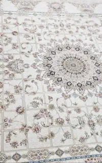 یک تخته فرش ۱۲ متره