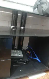 میز تلویزیون شیشه ای