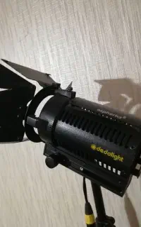 dedo light نور عکاسی و سینمایی حرفه ای