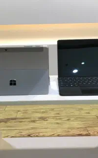 لپ تاپ استوک Surface GO one