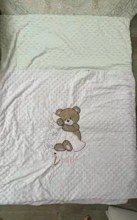 دو عدد پتو ترک بچه ابعاد یک متر و‌خرده ای