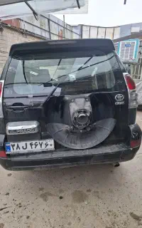 شیشه اتومبیل قائم