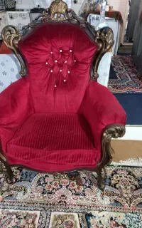 تعدادی وسایل منزل به فروش میرسد