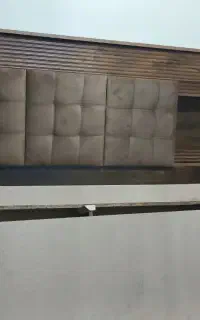 تخت.